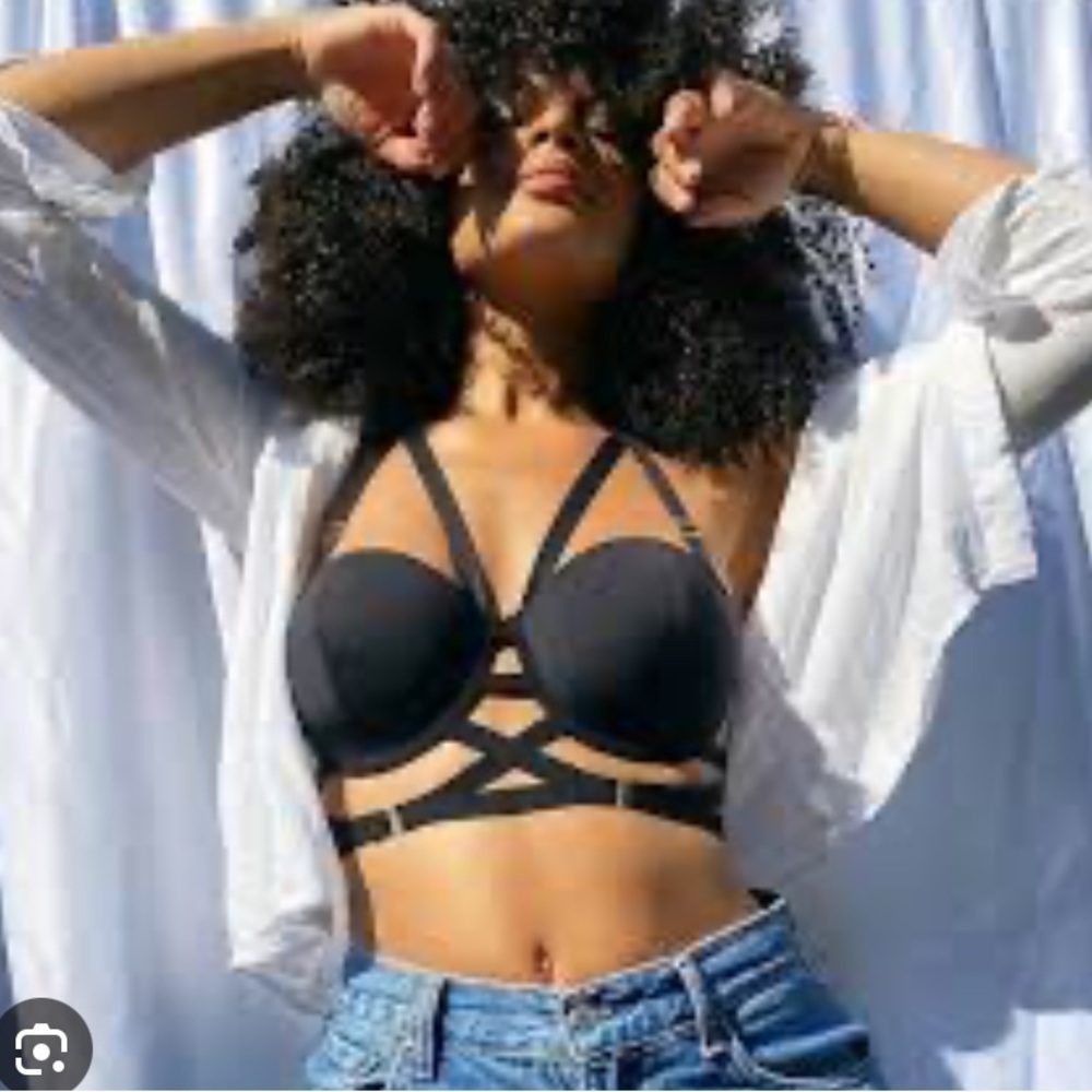 New! Bluebella Rhodes Black Strappy balconette Bra 1808